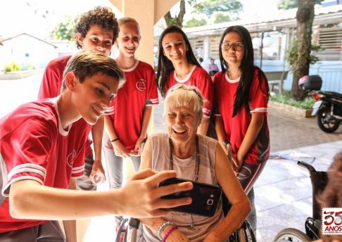 Páscoa Solidária - Visita ao Lar Padre Leoni